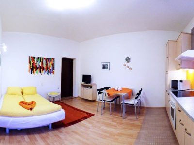 Kurzzeitwohnung 3 5 alpha_graz_Top3_Pano_Kueche1